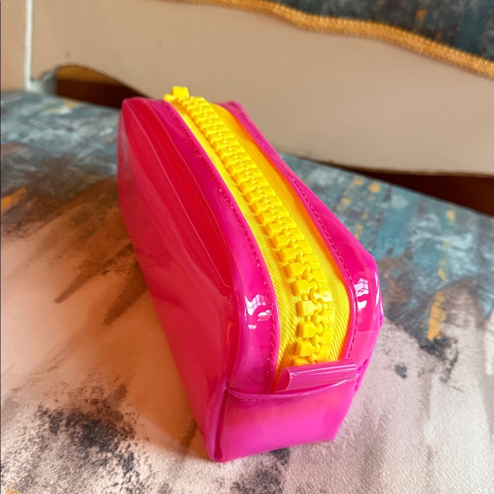 Adorable PVC Bright Pink Zippered Storage Bag - Picture 4 of 5